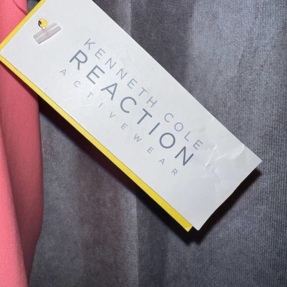 Reaction Kenneth Cole pink athletic tank top women’s size large NWT - Picture 6 of 10